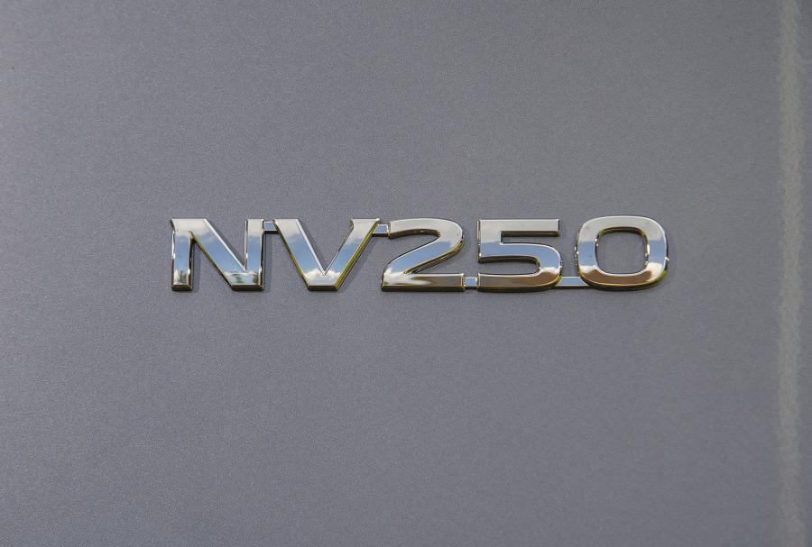 Логотип Nissan NV250 L2 Van 2019 года  (EU) (фото 35 из 39)